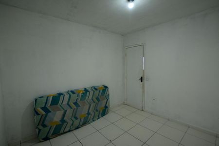 QUARTO 1 de casa para alugar com 2 quartos, 50m² em Jardim Lucia, São Paulo