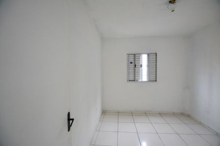 Quarto 2 de casa para alugar com 2 quartos, 50m² em Jardim Lucia, São Paulo