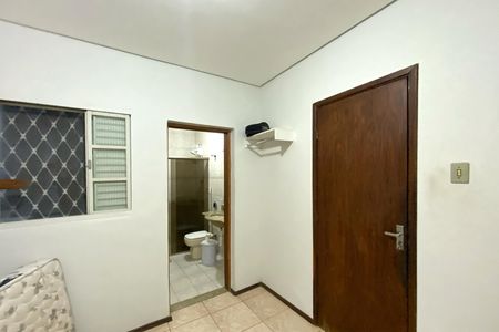 Casa para alugar com 100m², 3 quartos e 1 vaga Casa para alugar com 100m², 3 quartos e 1 vagaSuite