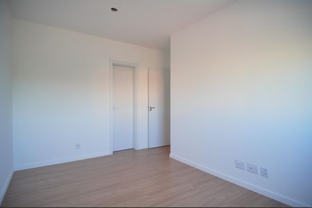Apartamento à venda com 73m², 2 quartos e 1 vagaSuíte