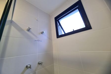 Apartamento à venda com 63m², 2 quartos e 1 vaga Apartamento à venda com 63m², 2 quartos e 1 vagaBanheiro da Suíte