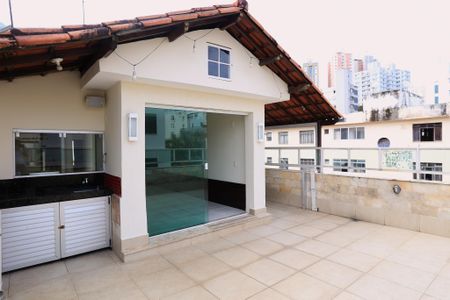 Apartamento para alugar com 207m², 3 quartos e 2 vagas Apartamento para alugar com 207m², 3 quartos e 2 vagasCobertura