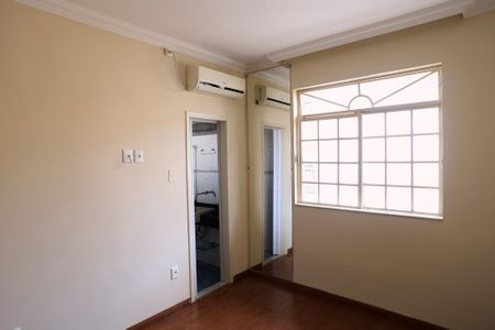 Apartamento para alugar com 207m², 3 quartos e 2 vagas Apartamento para alugar com 207m², 3 quartos e 2 vagasSuíte