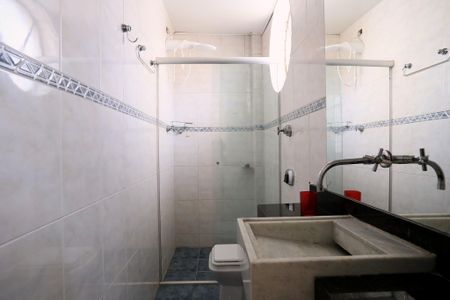 Apartamento para alugar com 207m², 3 quartos e 2 vagas Apartamento para alugar com 207m², 3 quartos e 2 vagasBanheiro da Suíte