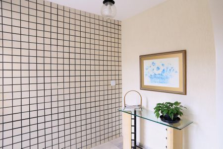 Apartamento para alugar com 207m², 3 quartos e 2 vagas Apartamento para alugar com 207m², 3 quartos e 2 vagasHall