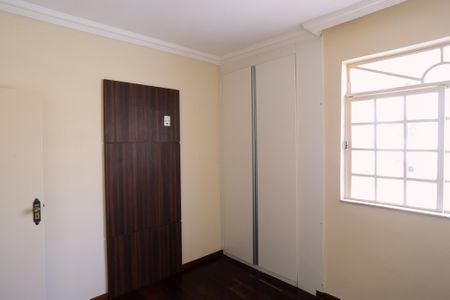 Apartamento para alugar com 207m², 3 quartos e 2 vagas Apartamento para alugar com 207m², 3 quartos e 2 vagasQuarto