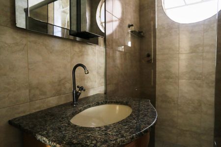 Apartamento para alugar com 207m², 3 quartos e 2 vagas Apartamento para alugar com 207m², 3 quartos e 2 vagasBanheiro