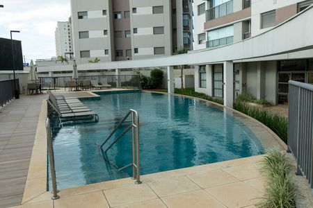 Apartamento à venda com 87m², 2 quartos e 2 vagasÁREA COMUM - PISCINA