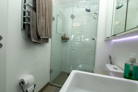 Apartamento à venda com 87m², 2 quartos e 2 vagasBANHEIRO SUITE 2