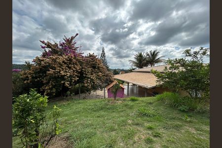Casa de condomínio à venda com 492m², 4 quartos e 3 vagas