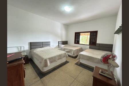 Casa de condomínio à venda com 492m², 4 quartos e 3 vagas