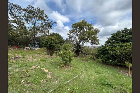 Casa de condomínio à venda com 492m², 4 quartos e 3 vagas