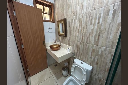 Casa de condomínio à venda com 492m², 4 quartos e 3 vagas