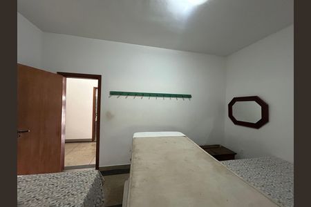 Casa de condomínio à venda com 492m², 4 quartos e 3 vagas
