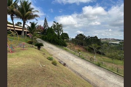 Casa de condomínio à venda com 492m², 4 quartos e 3 vagas
