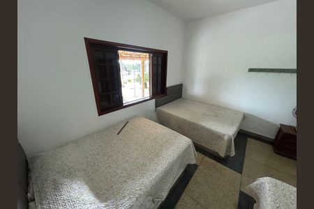 Casa de condomínio à venda com 492m², 4 quartos e 3 vagas