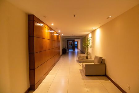 Apartamento para alugar com 55m², 1 quarto e 1 vaga Apartamento para alugar com 55m², 1 quarto e 1 vagaPortaria