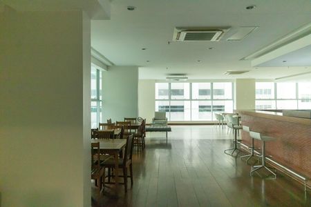 Apartamento para alugar com 55m², 1 quarto e 1 vaga Apartamento para alugar com 55m², 1 quarto e 1 vagaÁrea comum