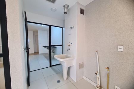Apartamento à venda com 63m², 2 quartos e 1 vaga Apartamento à venda com 63m², 2 quartos e 1 vagaÁrea de Serviço