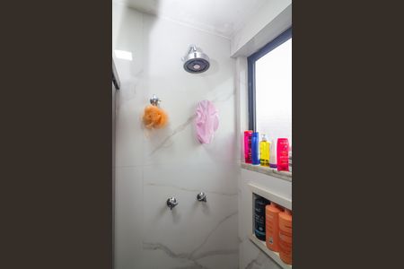 Apartamento à venda com 75m², 3 quartos e 1 vaga Apartamento à venda com 75m², 3 quartos e 1 vagaBanheiro da Suíte