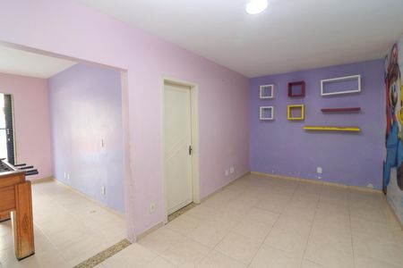 Apartamento à venda com 75m², 3 quartos e 1 vaga Apartamento à venda com 75m², 3 quartos e 1 vagaSala de Jogos