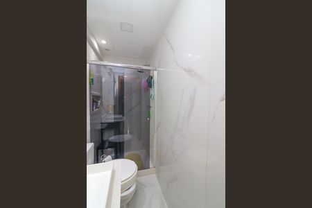 Apartamento à venda com 75m², 3 quartos e 1 vaga Apartamento à venda com 75m², 3 quartos e 1 vagaBanheiro Social