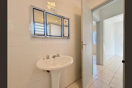 Apartamento para alugar com 49m², 1 quarto e sem vaga Apartamento para alugar com 49m², 1 quarto e sem vagaBanheiro
