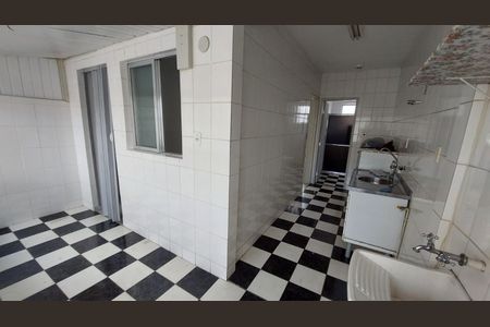 Cozinha de apartamento para alugar com 1 quarto, 50m² em Bela Vista, São Paulo