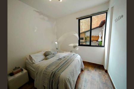 Apartamento à venda com 107m², 2 quartos e 1 vaga