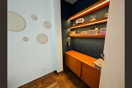 Apartamento à venda com 107m², 2 quartos e 1 vaga