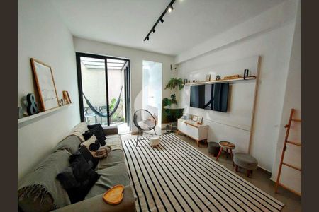 Apartamento à venda com 107m², 2 quartos e 1 vaga