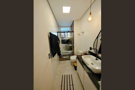 Apartamento à venda com 107m², 2 quartos e 1 vaga