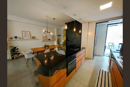 Apartamento à venda com 107m², 2 quartos e 1 vaga