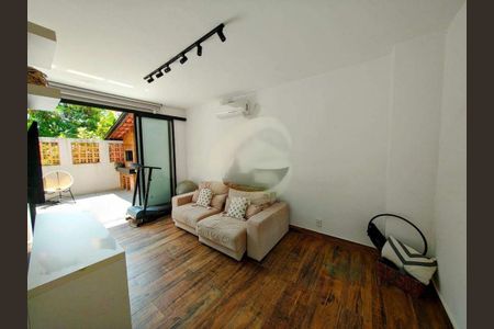 Apartamento à venda com 107m², 2 quartos e 1 vaga