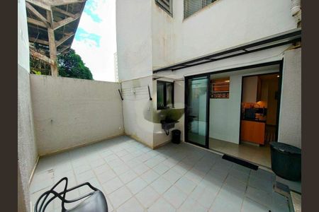 Apartamento à venda com 107m², 2 quartos e 1 vaga