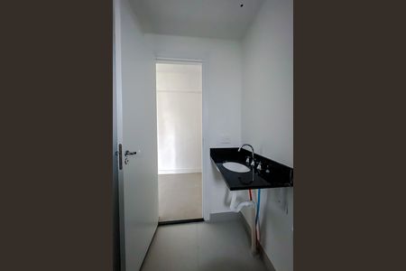 Apartamento à venda com 96m², 2 quartos e 2 vagas Apartamento à venda com 96m², 2 quartos e 2 vagasBanheiro da Suíte