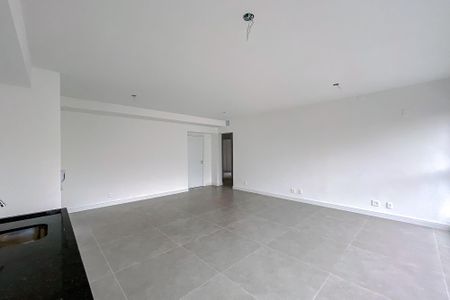 Apartamento à venda com 96m², 2 quartos e 2 vagas Apartamento à venda com 96m², 2 quartos e 2 vagasSala/Cozinha