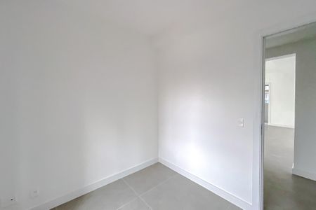 Apartamento à venda com 96m², 2 quartos e 2 vagas Apartamento à venda com 96m², 2 quartos e 2 vagasQuarto 2