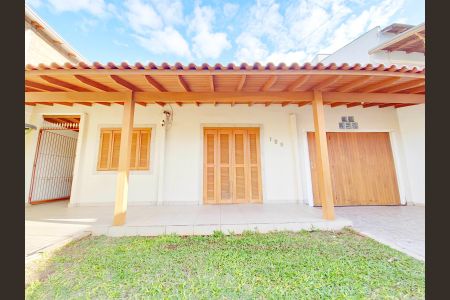 Casa para alugar com 200m², 3 quartos e 4 vagas