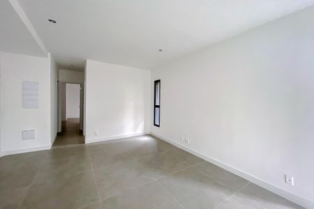 Apartamento à venda com 72m², 3 quartos e 2 vagas Apartamento à venda com 72m², 3 quartos e 2 vagasSala