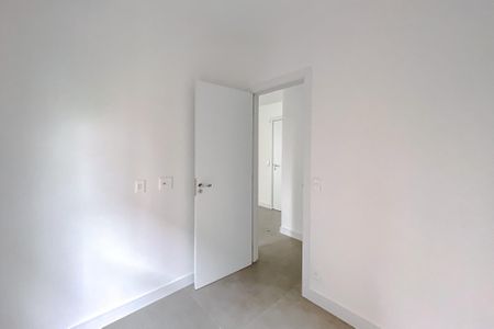 Apartamento à venda com 72m², 3 quartos e 2 vagas Apartamento à venda com 72m², 3 quartos e 2 vagasQuarto 2