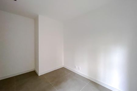 Apartamento à venda com 72m², 3 quartos e 2 vagas Apartamento à venda com 72m², 3 quartos e 2 vagasQuarto 1 - Suíte