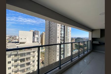 Apartamento para alugar com 124m², 3 quartos e 2 vagasVaranda