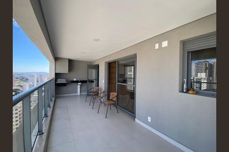 Apartamento para alugar com 124m², 3 quartos e 2 vagasVaranda