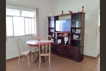 Sala de casa à venda com 2 quartos, 186m² em Realengo, Rio de Janeiro