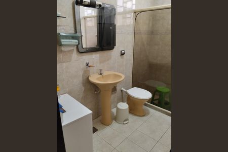 Casa à venda com 186m², 2 quartos e 2 vagas Casa à venda com 186m², 2 quartos e 2 vagasBanheiro
