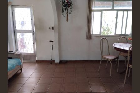 Sala de casa à venda com 2 quartos, 186m² em Realengo, Rio de Janeiro