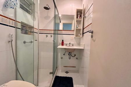 Apartamento à venda com 127m², 3 quartos e 2 vagas Apartamento à venda com 127m², 3 quartos e 2 vagasBanheiro