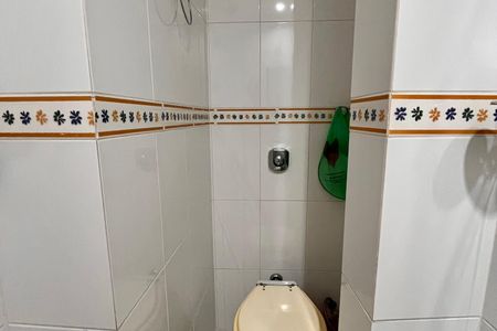 Apartamento à venda com 127m², 3 quartos e 2 vagas Apartamento à venda com 127m², 3 quartos e 2 vagasBanheiro de serviço