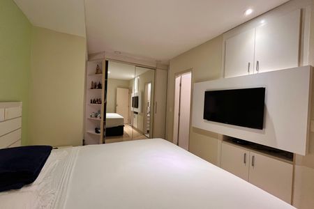 Apartamento à venda com 127m², 3 quartos e 2 vagas Apartamento à venda com 127m², 3 quartos e 2 vagasSuite